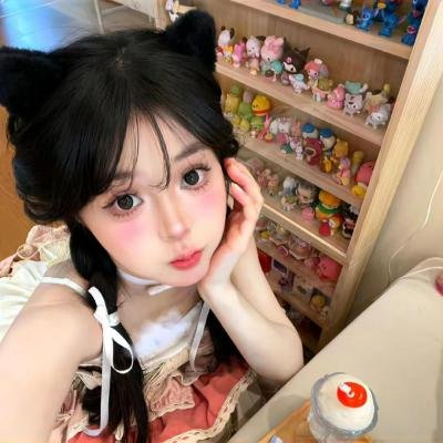 北极百货的秋乃小姐